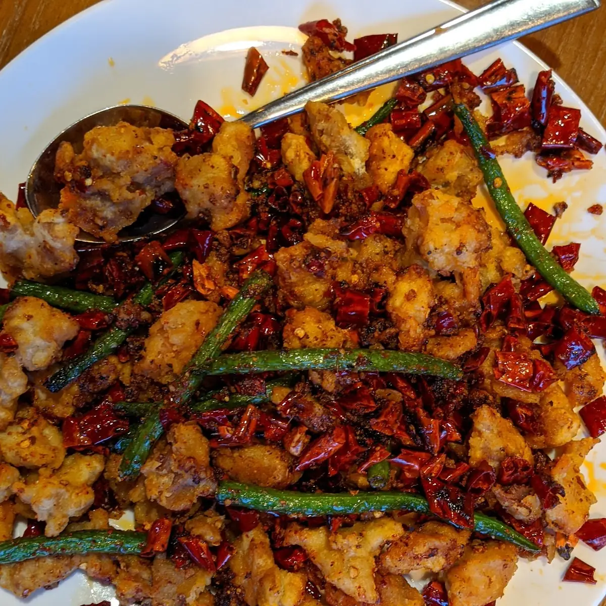 129. Hot & Spicy Dried Pot W/Chicken Wings (Bone In)(Spicy)