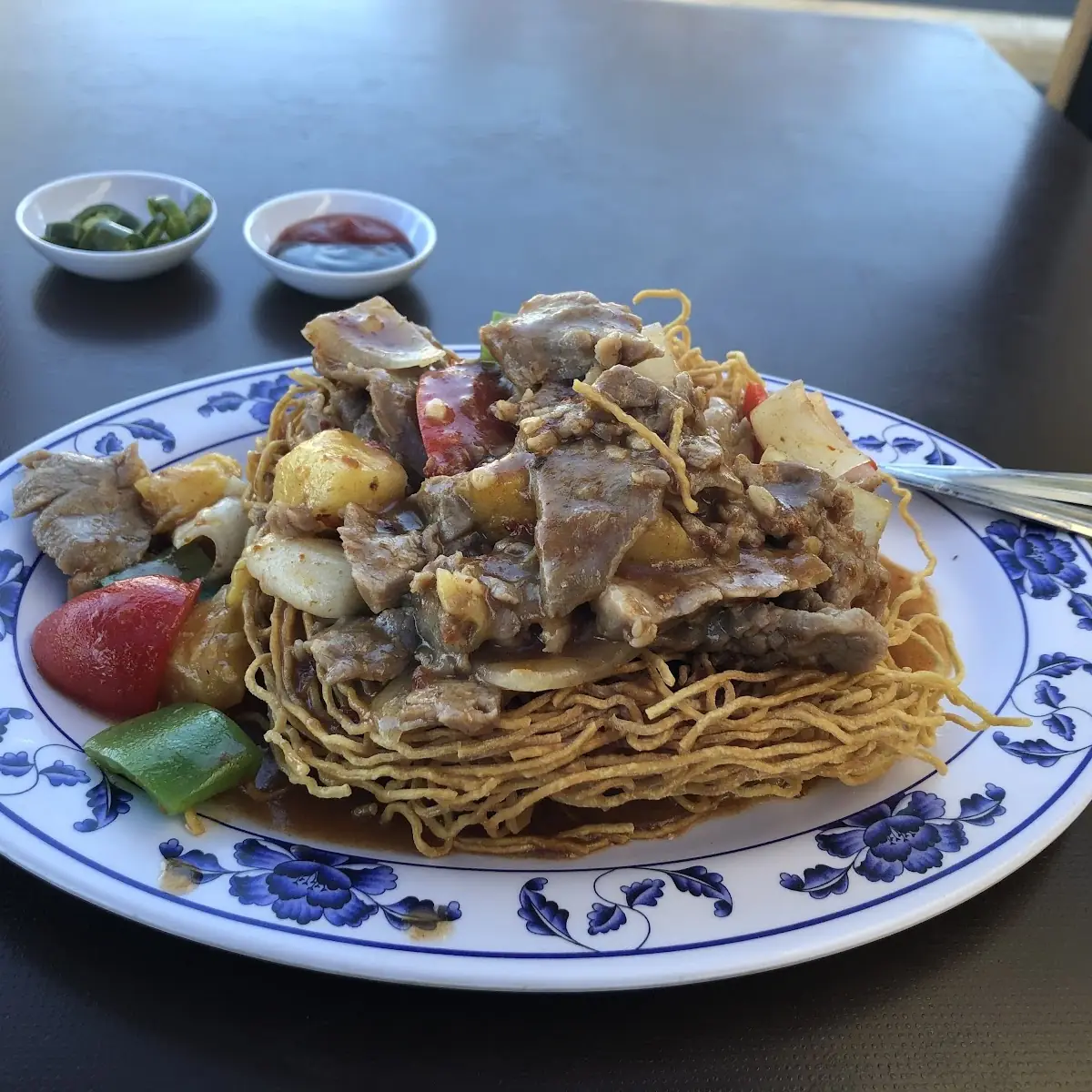 SA-Te Beef Fried Yellow Noodle Soup Spicy