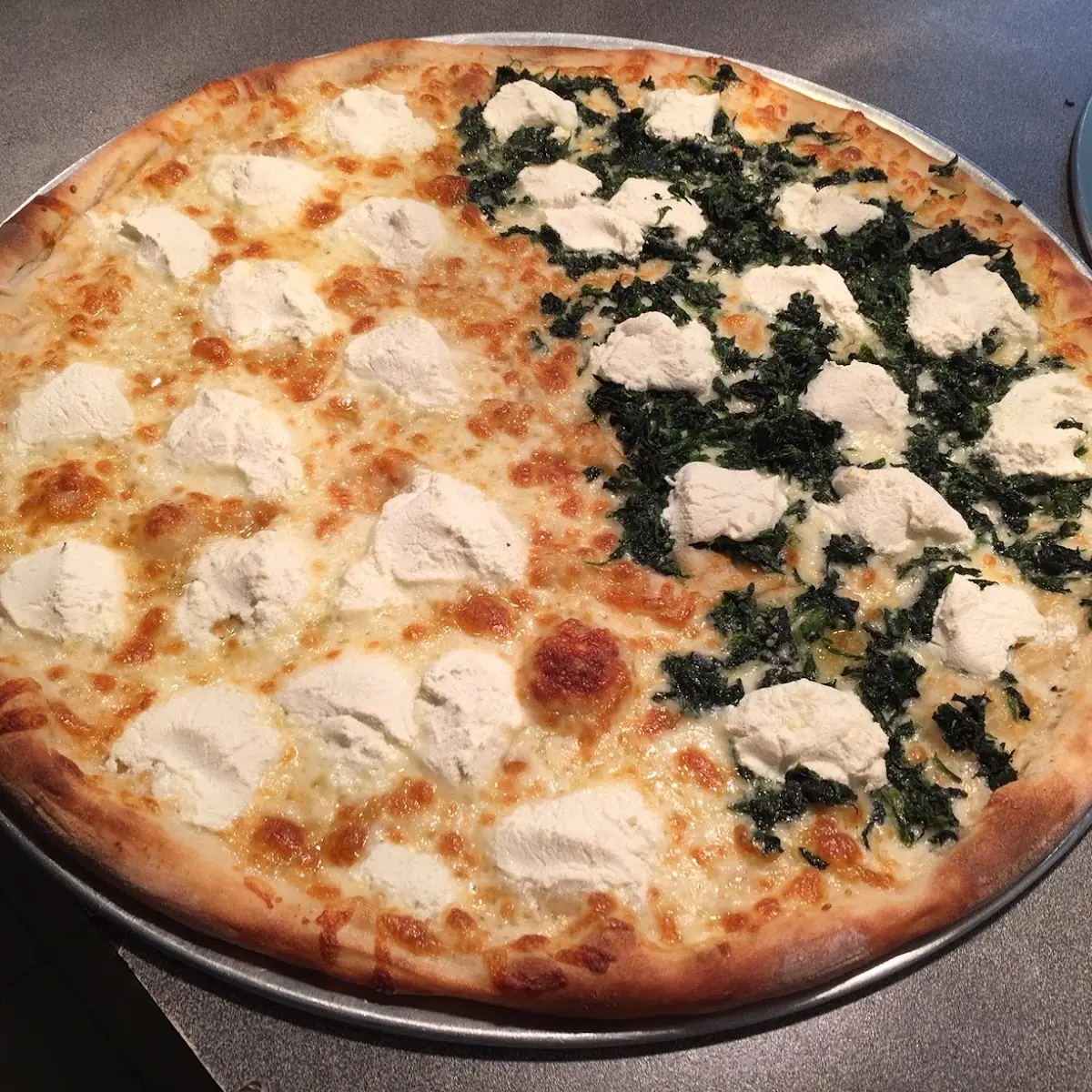 16’ White Pizza