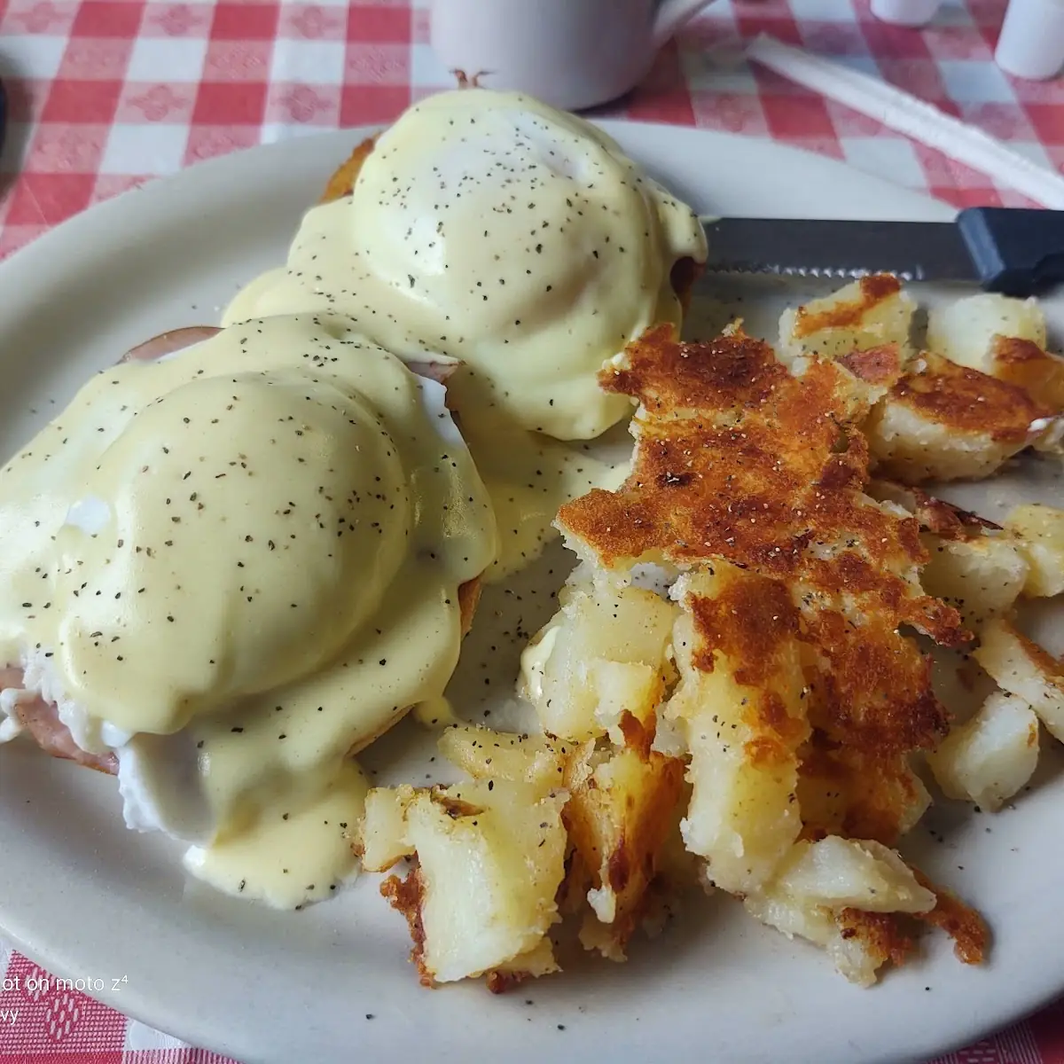 Eggs Benedict with Hash Browns