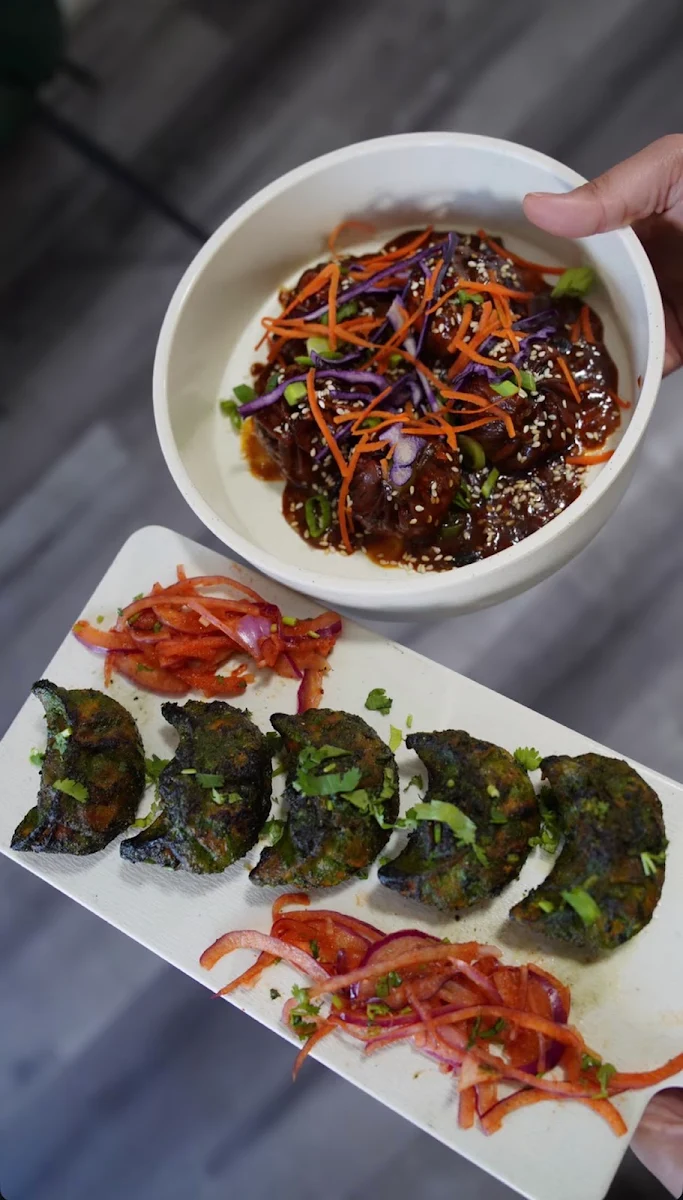 Highlights, MOMO BAZAAR.ca - Indian dumpling and Hakka