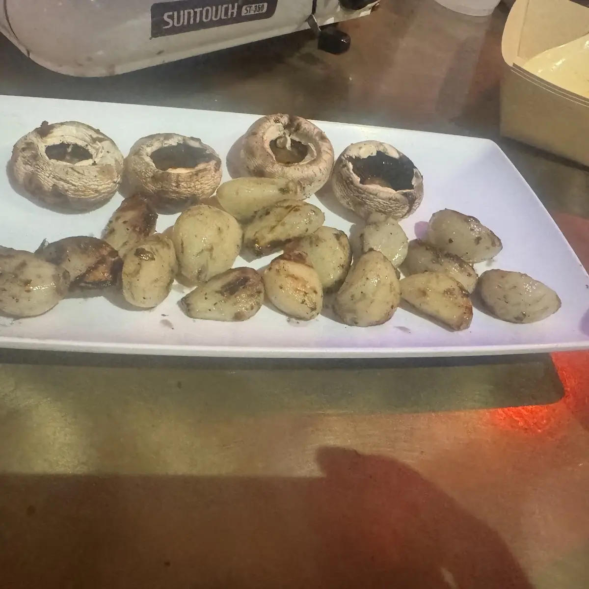 Grilled Mushrooms and Garlic