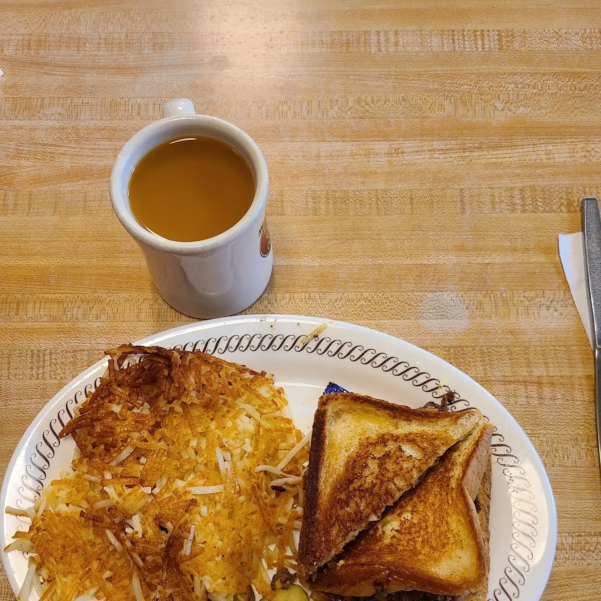 Cheese 'N Eggs with Raisin Toast