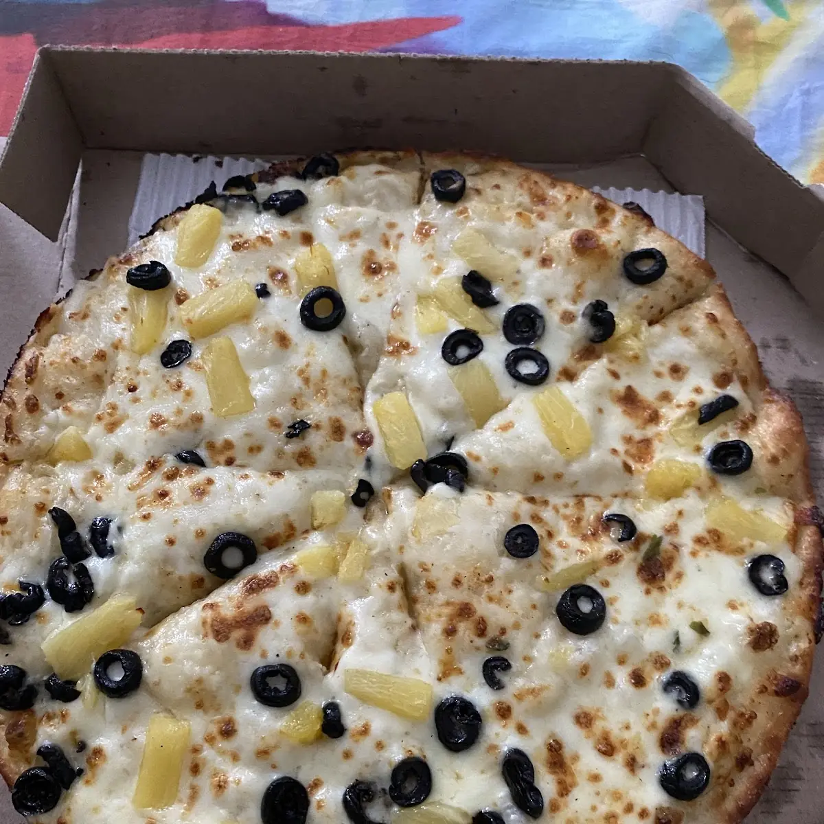 Pineapple Olive Pizza