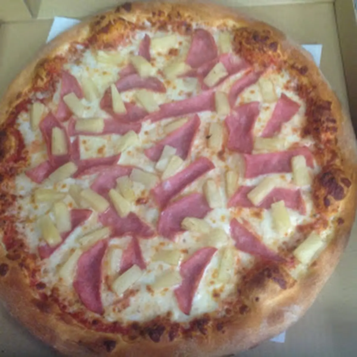 Hawaiian Pizza