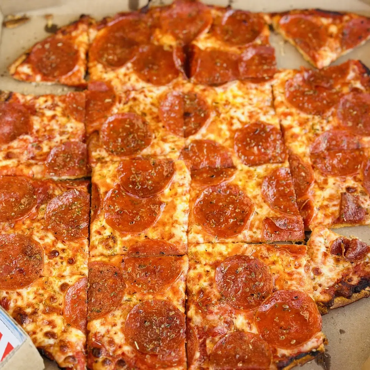 Pepperoni Thin Crust