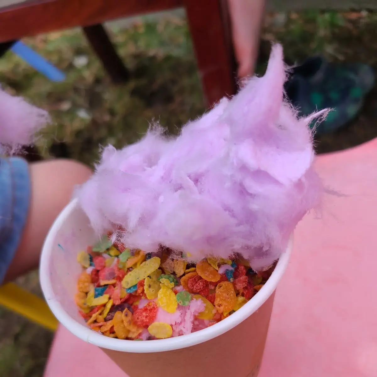 Cotton Candy with Fruity Pebbles