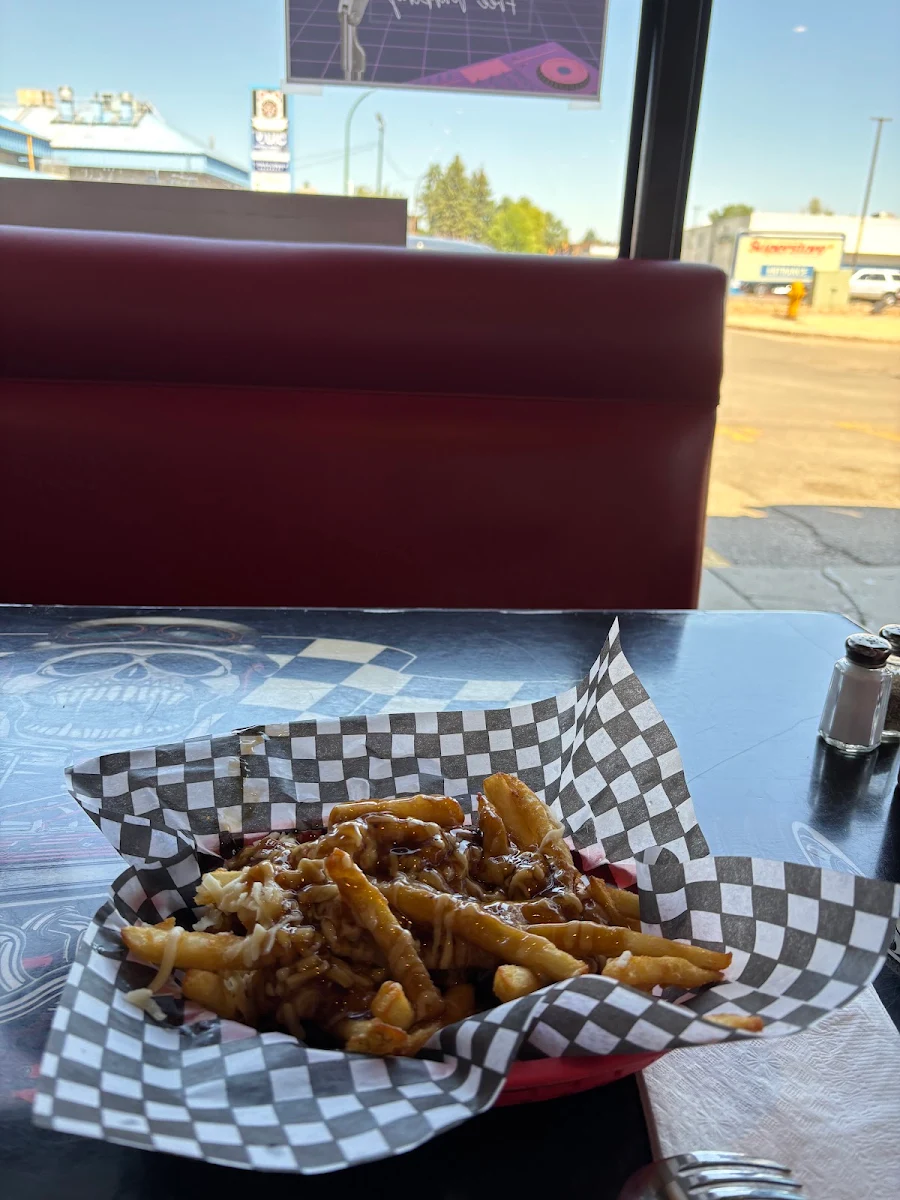 Cheeseburger Poutine