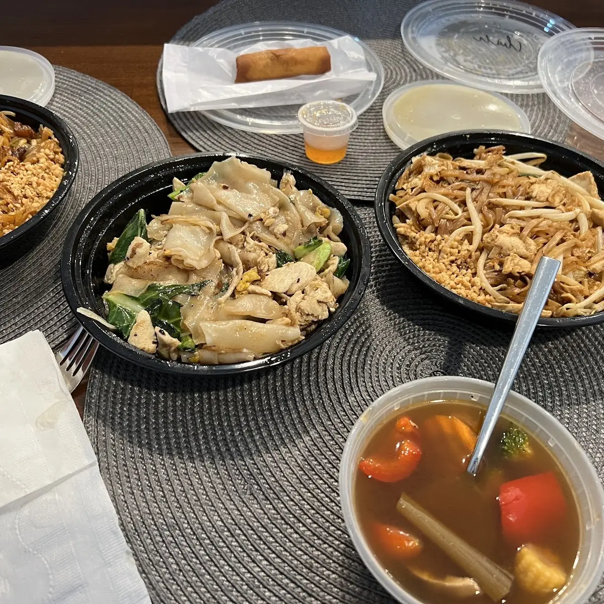 Chicken Pad Thai