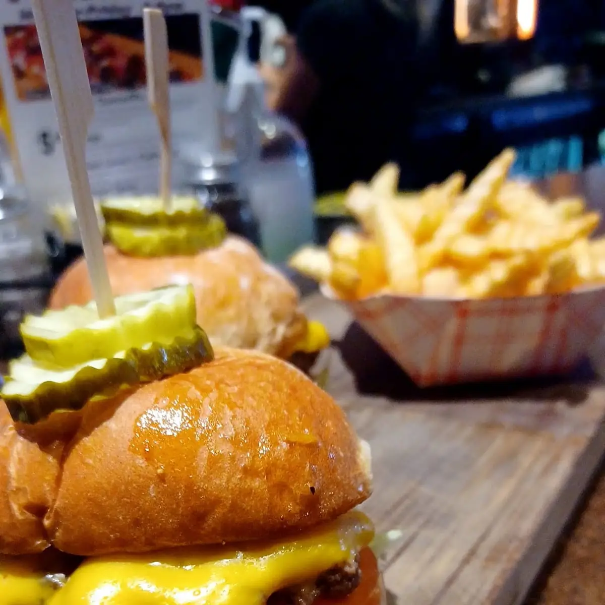 pt Pub Burger