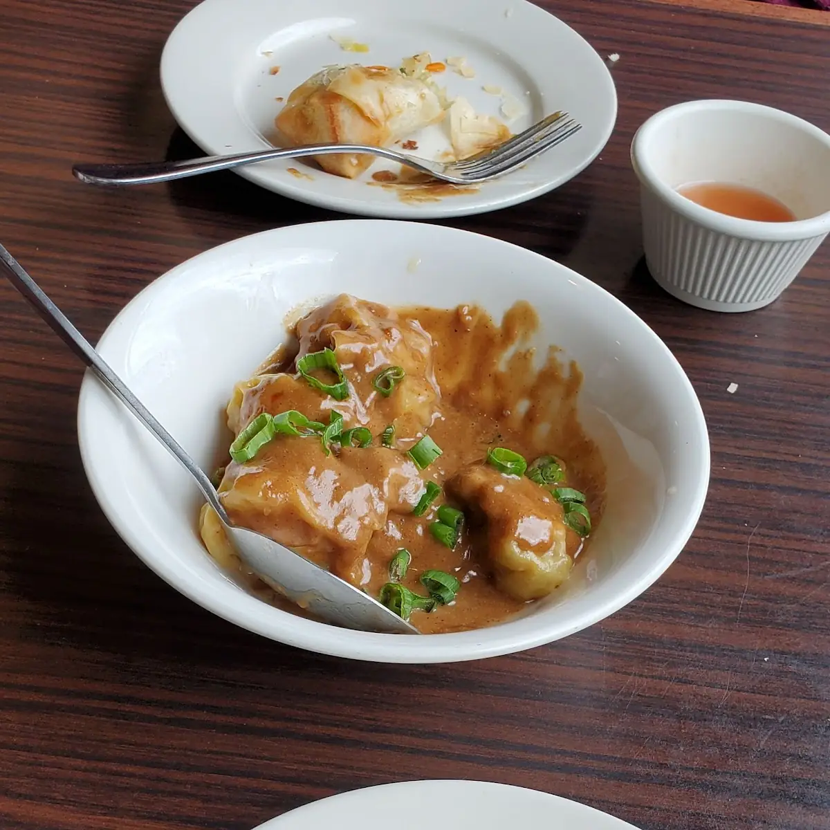Dumplings in Peanuts Sauce