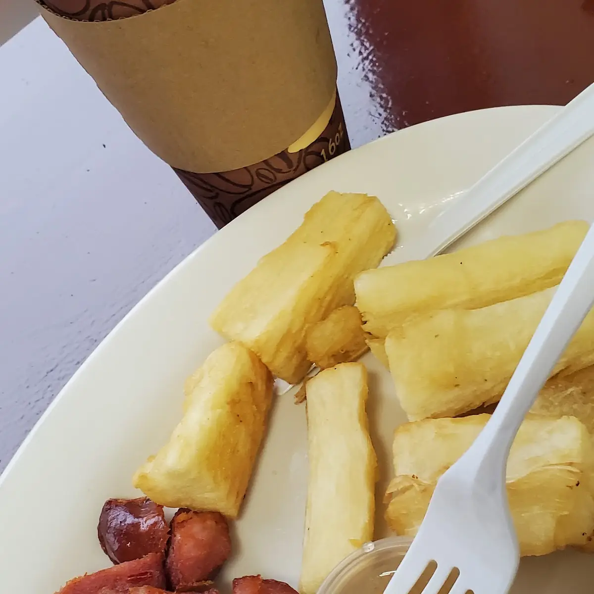 Chorizo Y Yuca Frita