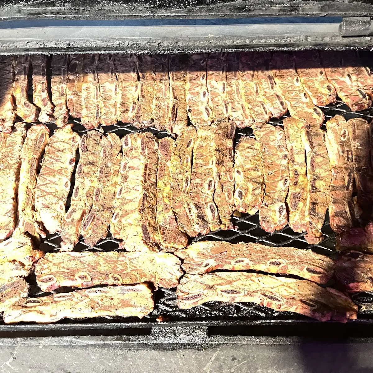 Add 1 Smoked Beef Short Rib in sauce w/ bread