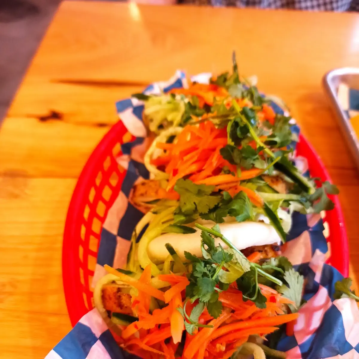 Spicy Bao Buns with Chicken