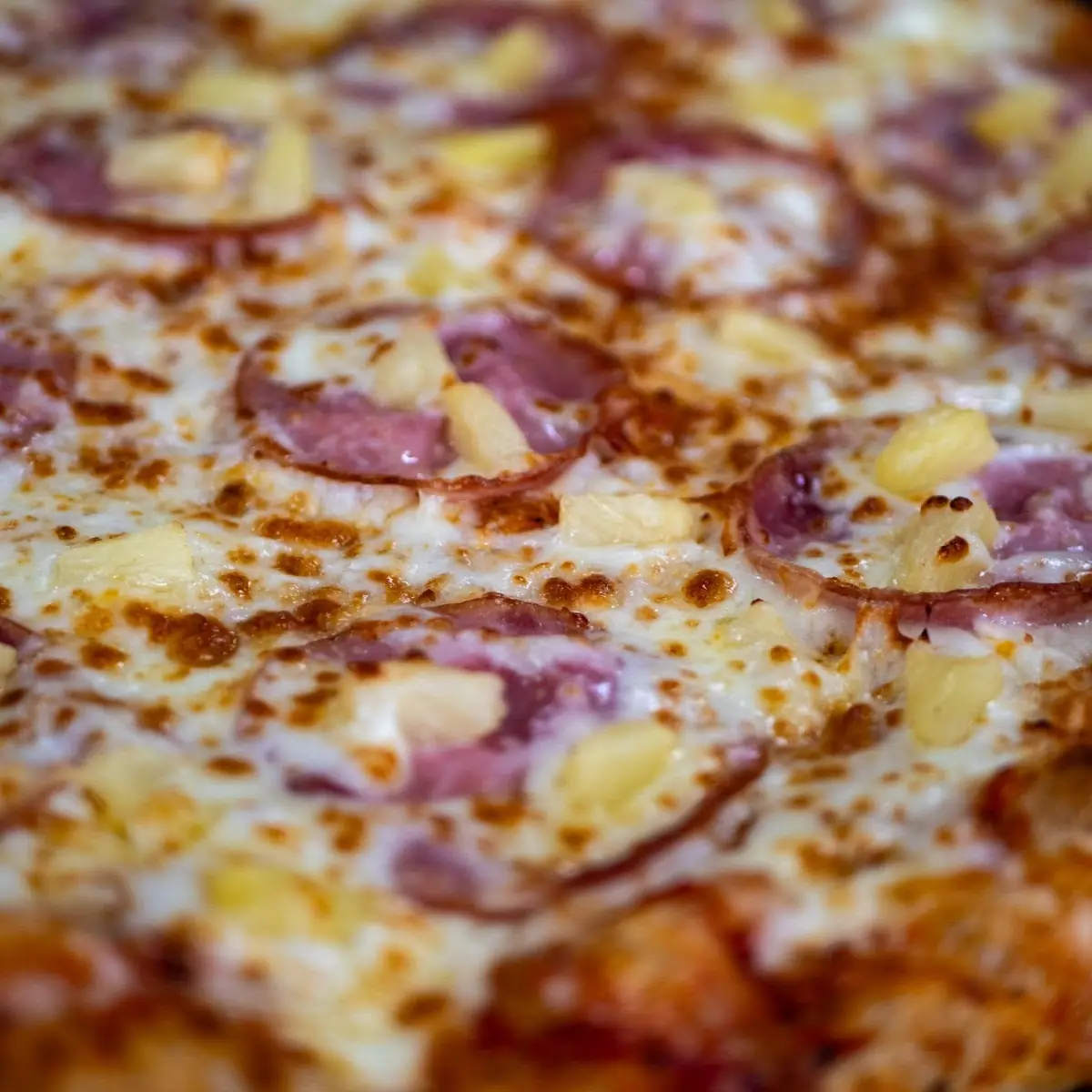 Hawaiian Pizza