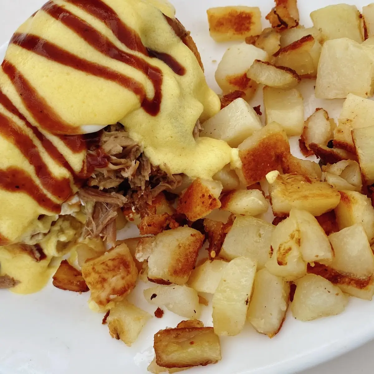 Pulled Pork Benedict