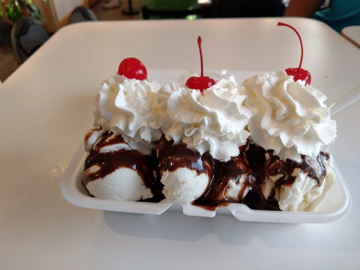 Banana Split in a Cup