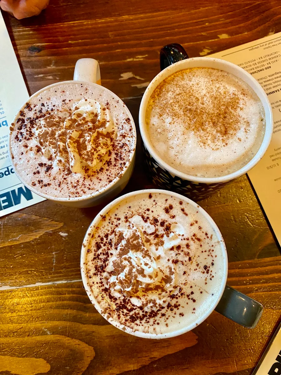 Cafe Mocha & Hot Chocolate, Revelstoke Café