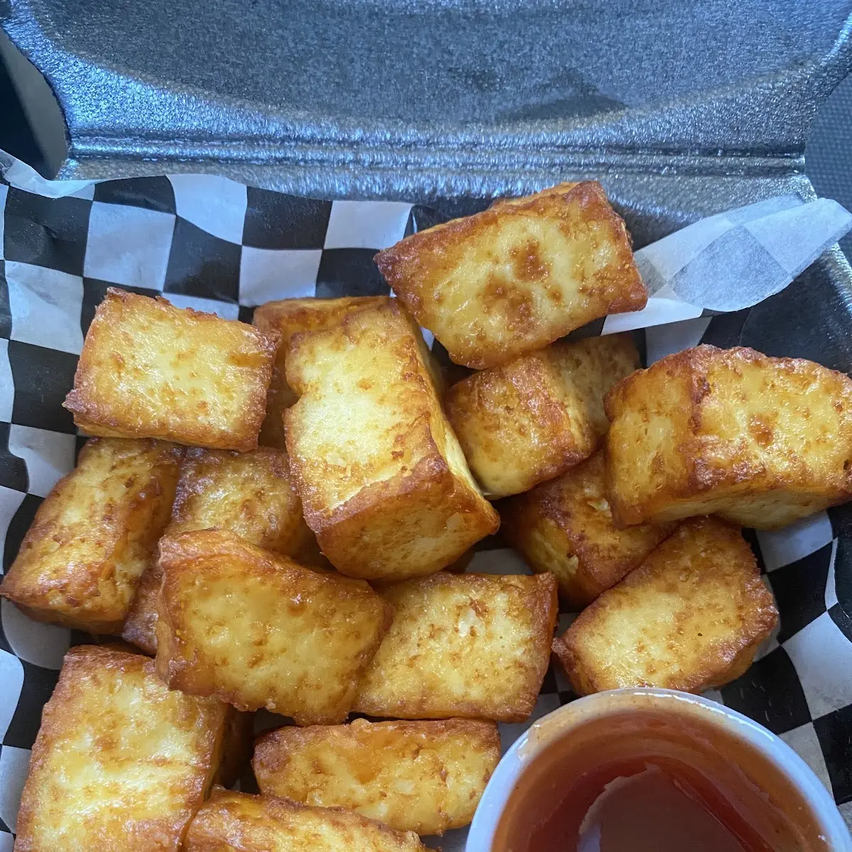 Queso Frito Con Salsa de Guayaba