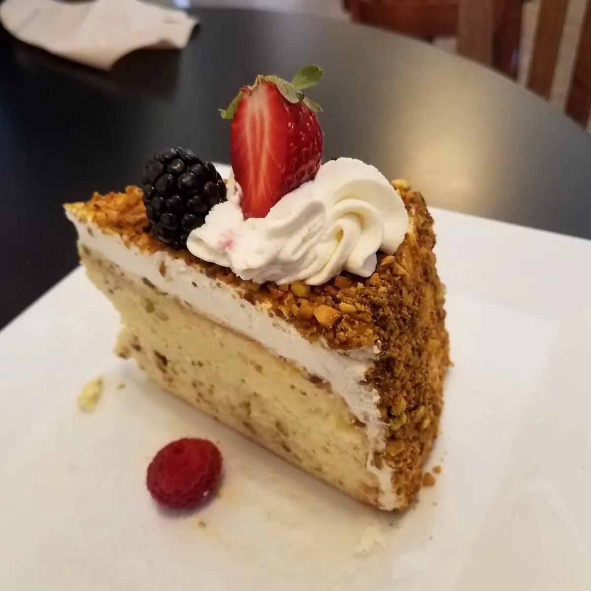 Pistachio Creme Cake