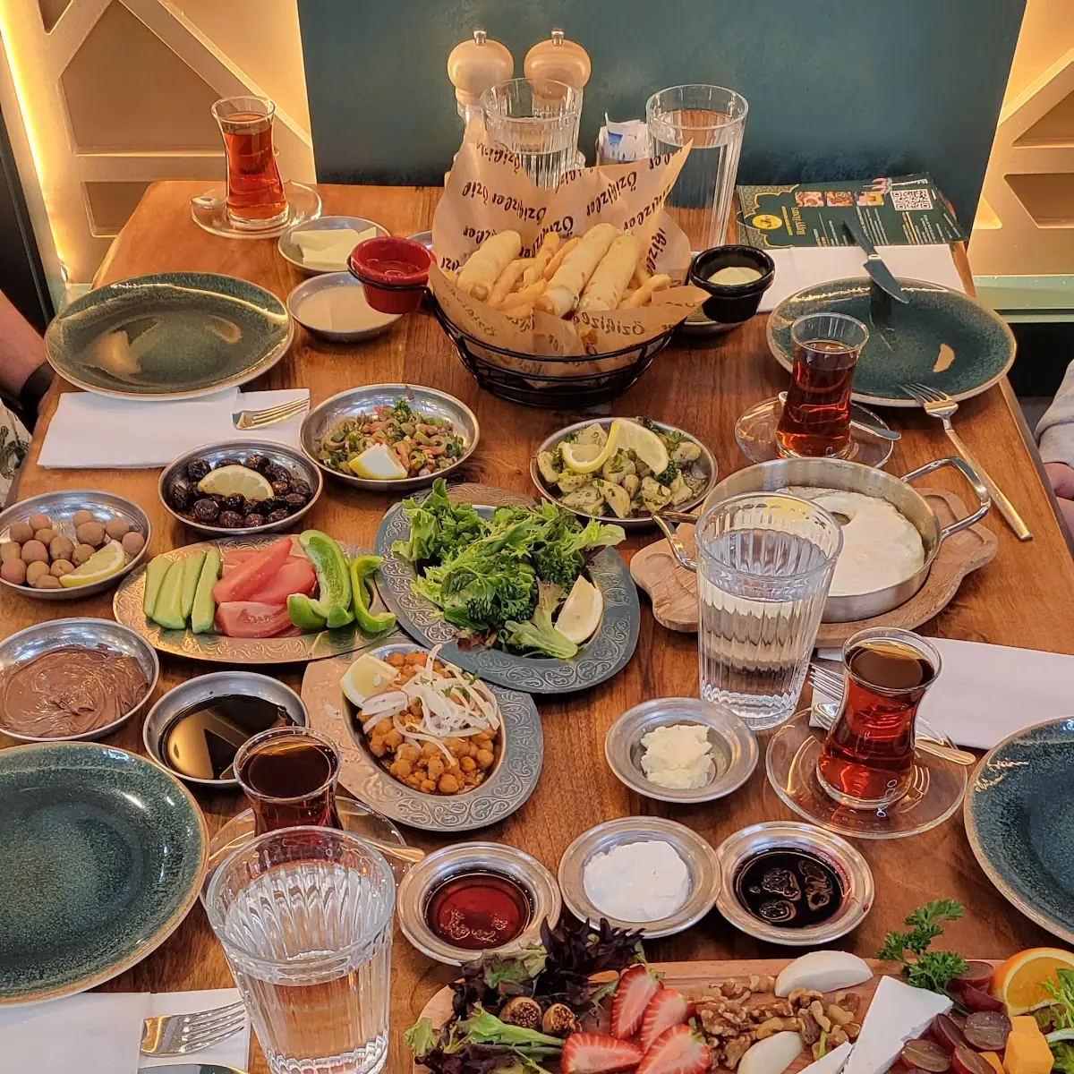 Highlights, Ozikizler Turkish Restaurant