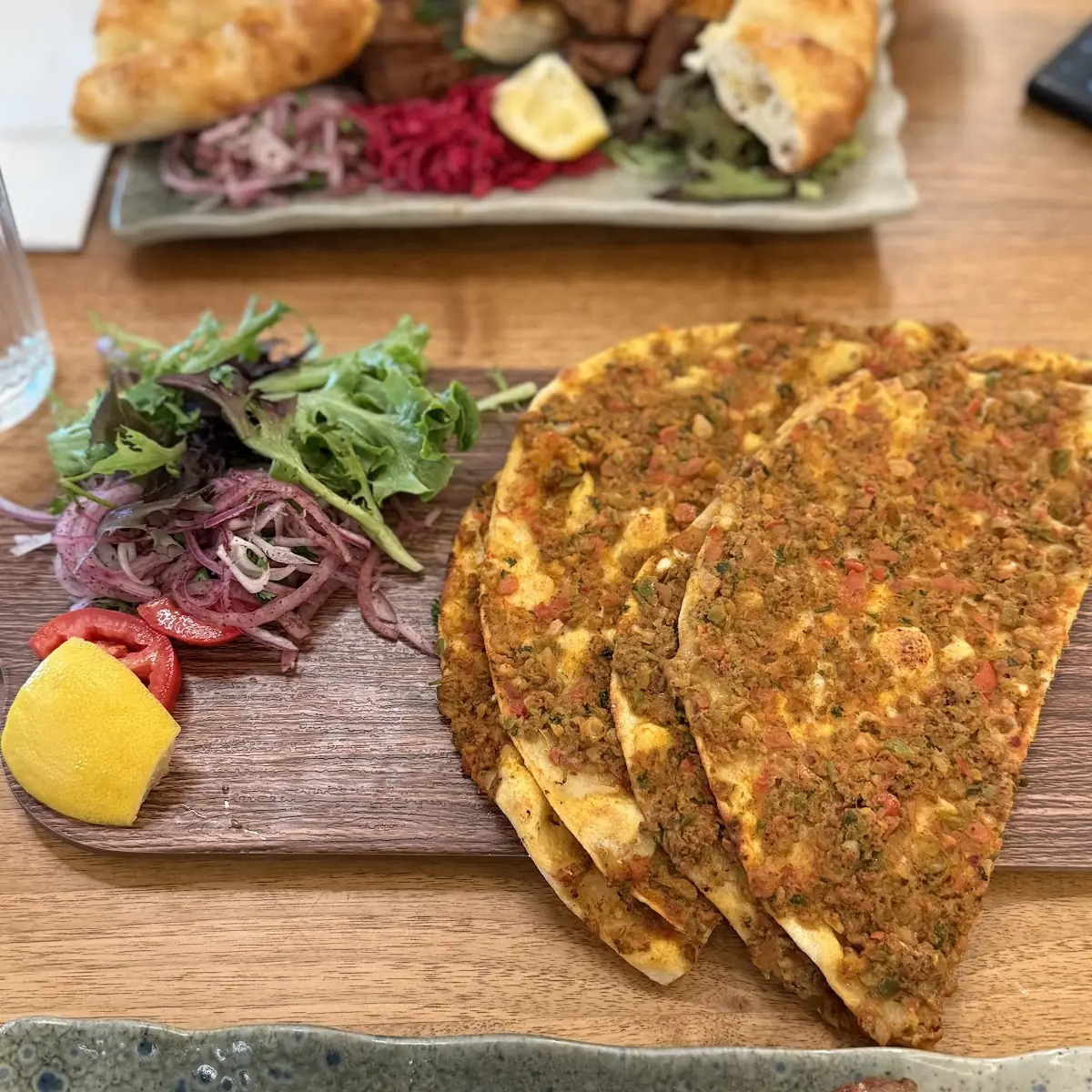 MIXED MEZZE PLATTER