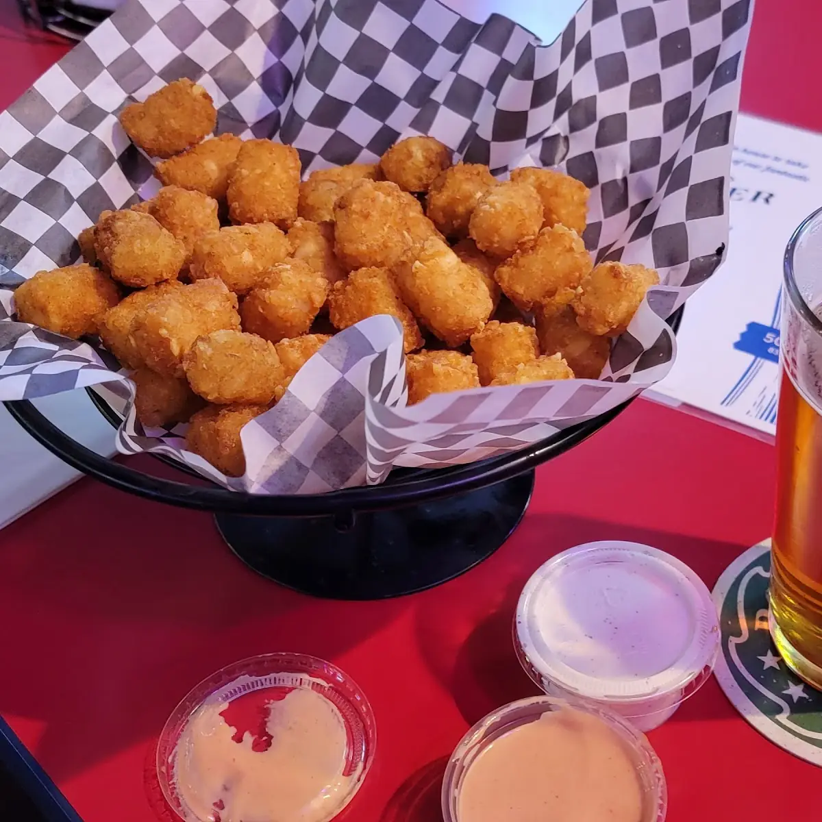 Tater Tots & Juicy IPA