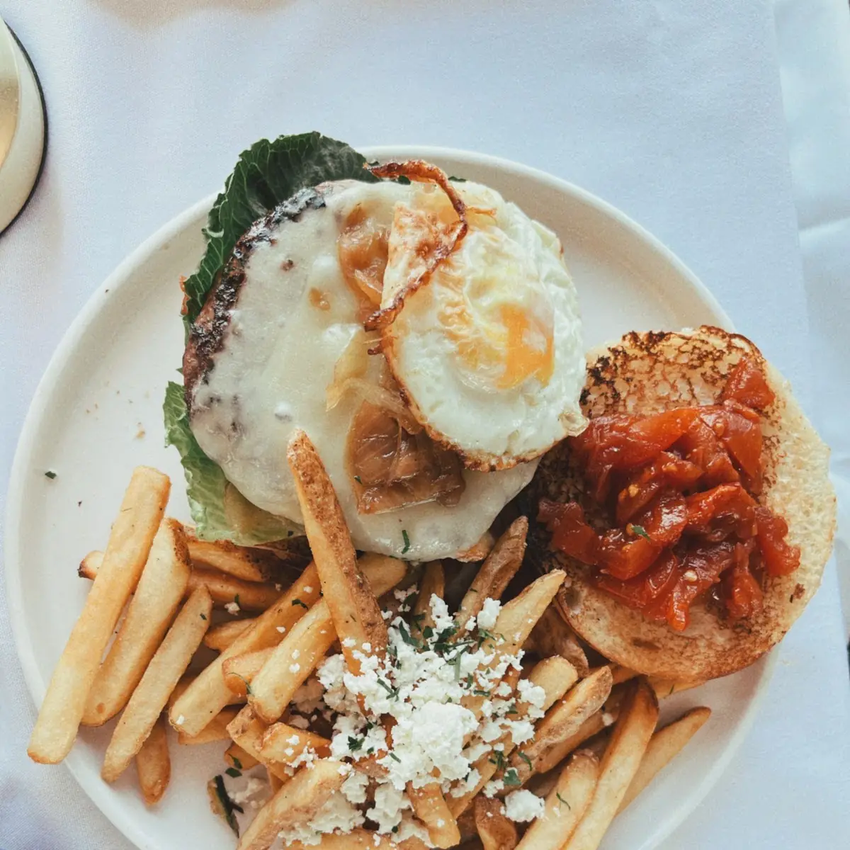 Mezze Brunch Burger