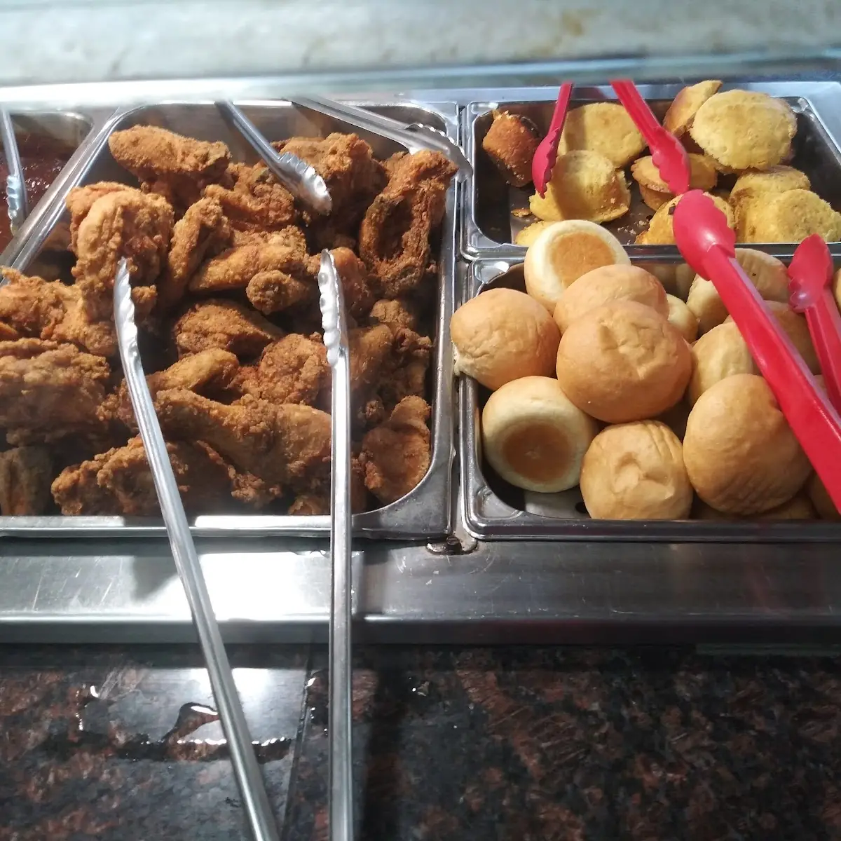 Fried Chicken & Rolls