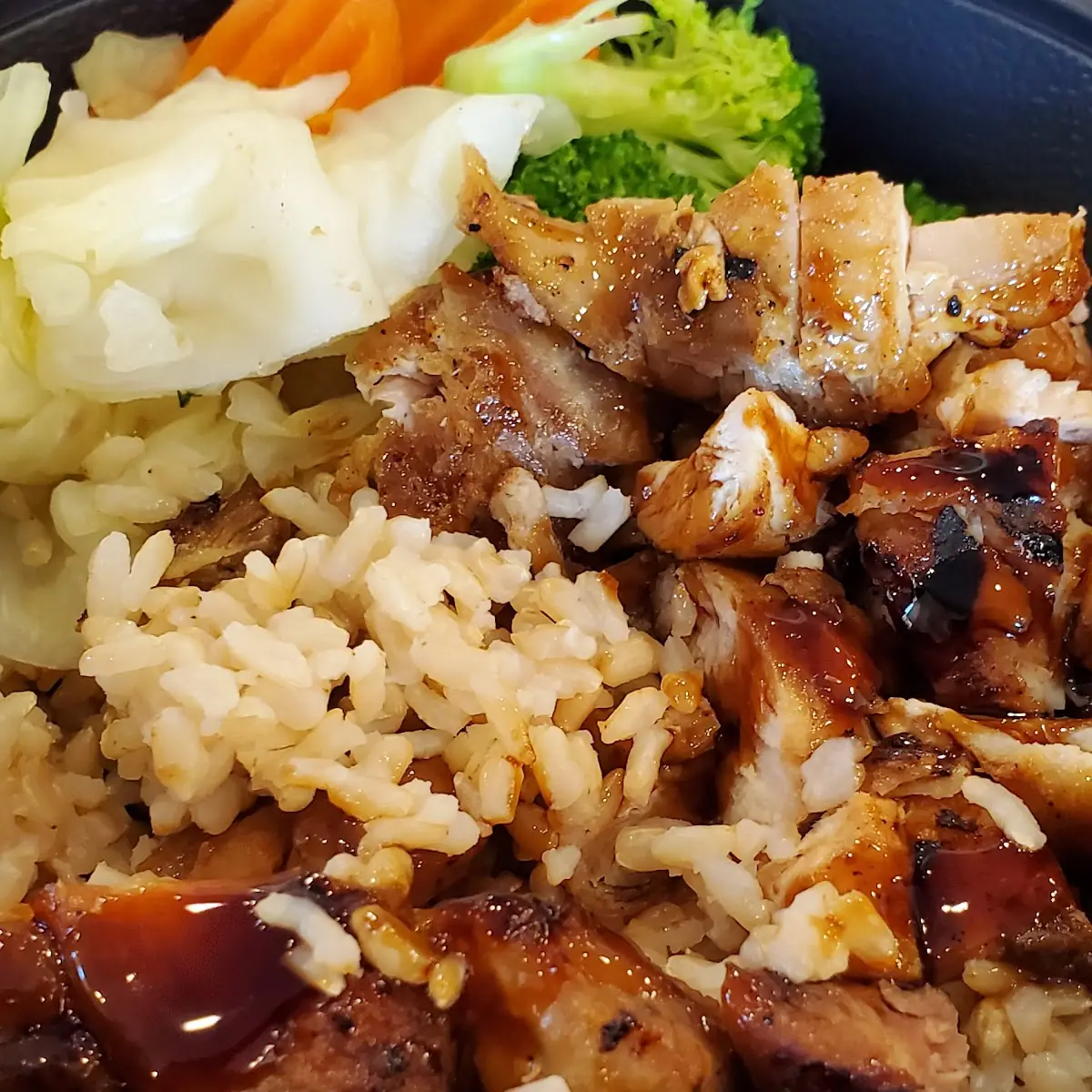 Chicken Rice Veggie Bowl