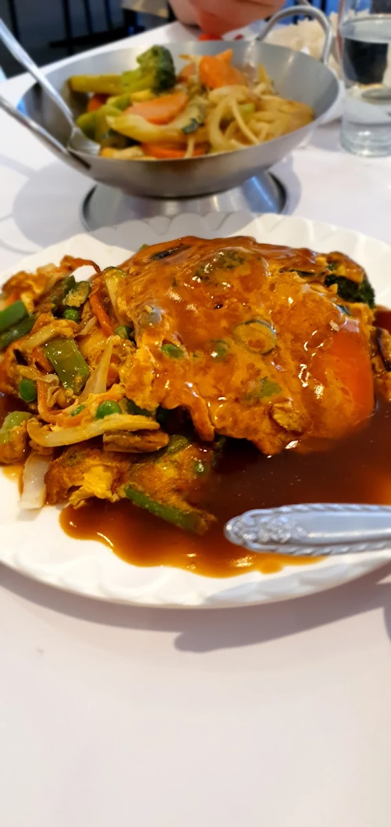 Highlights, Kam's Chinese Restaurant