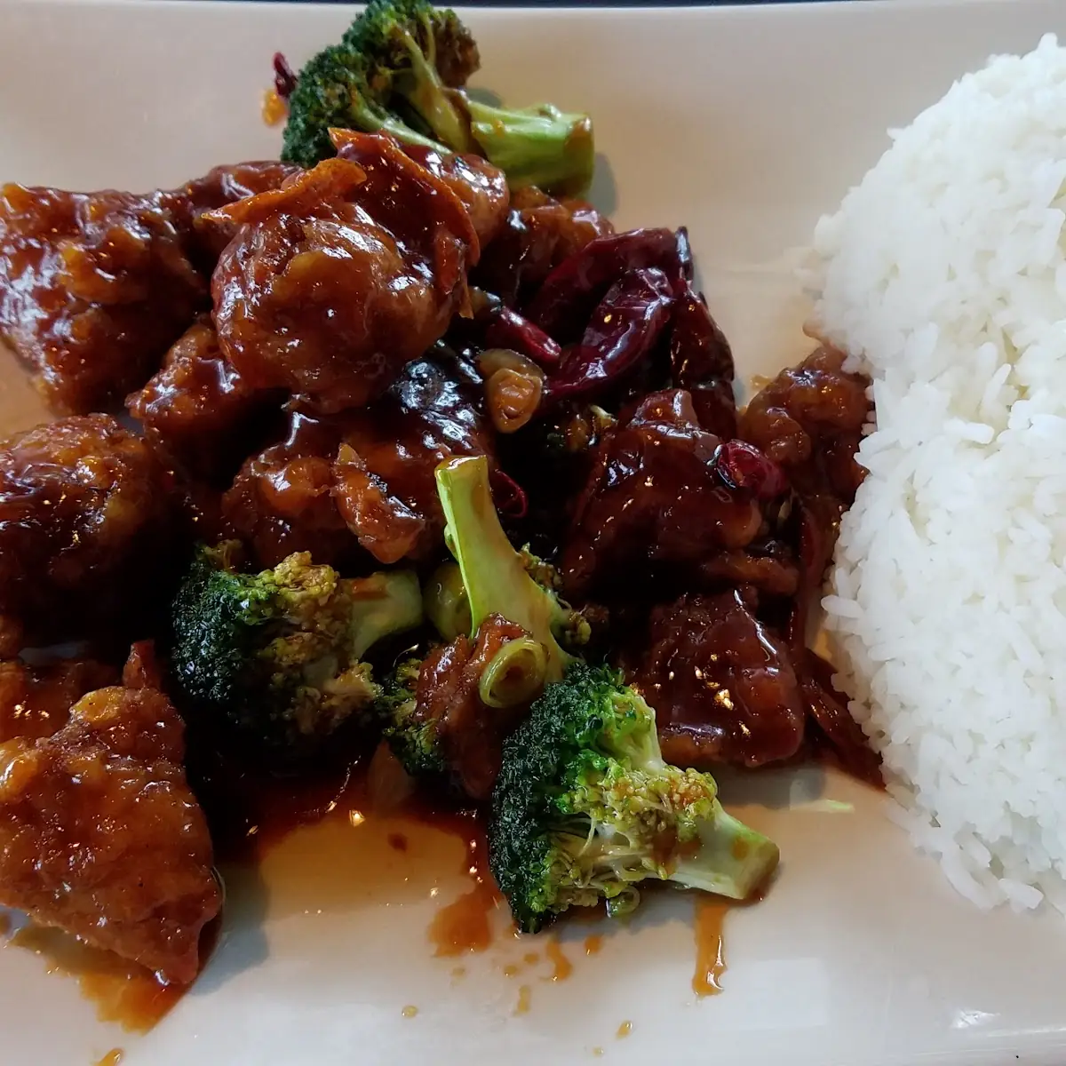 Beef and Broccoli White Steamed Rice