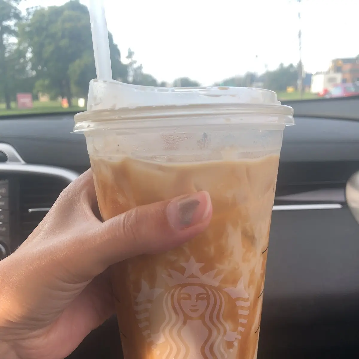 French Vanilla Iced Latte