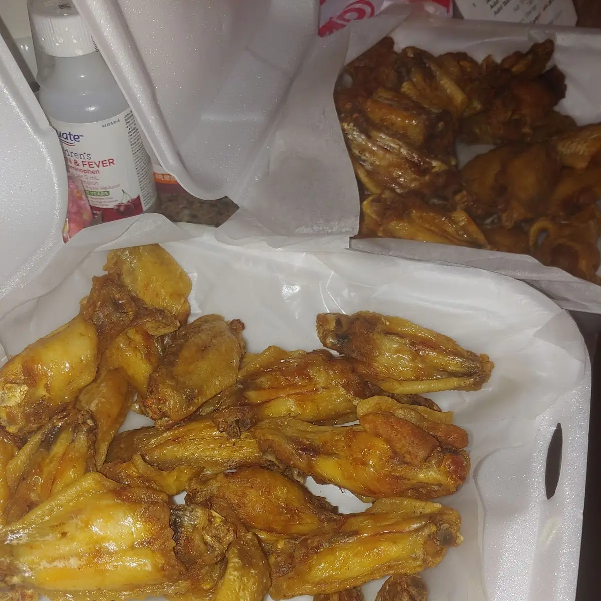 Medium 1 Topping Pizza Medium Wings