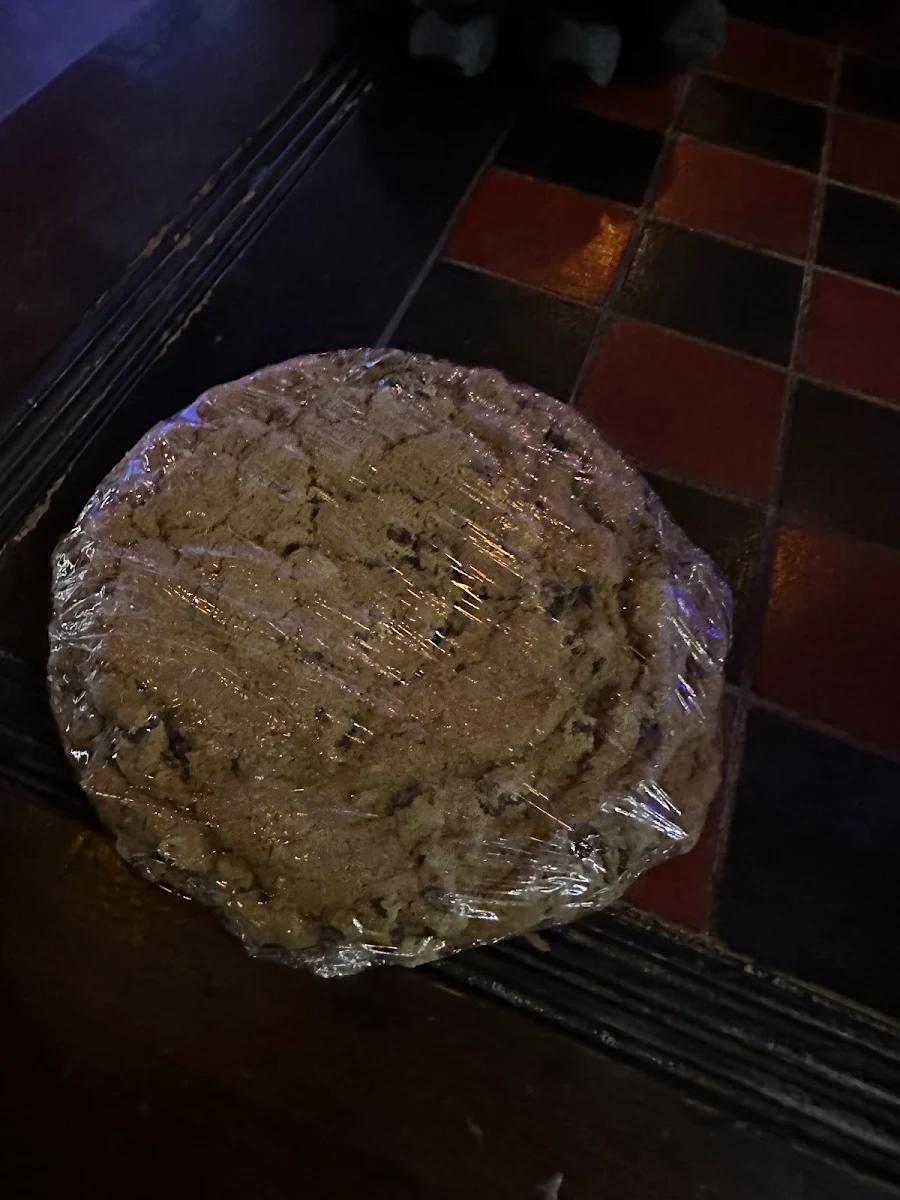 Chocolate Chip Cookie