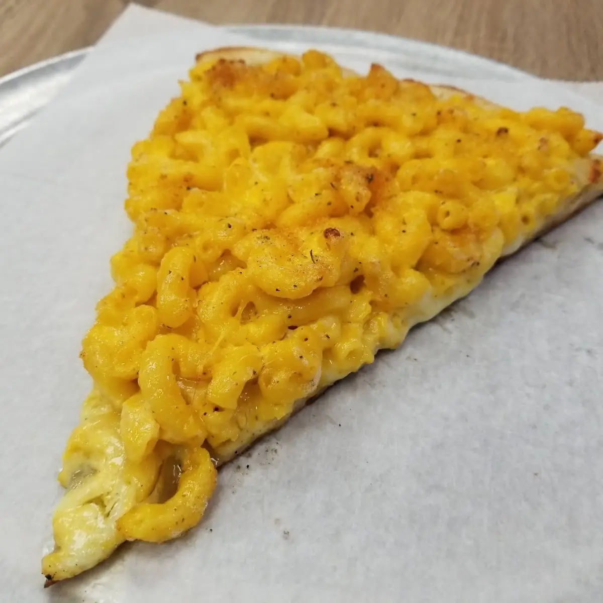 Mac & Cheese Pizza