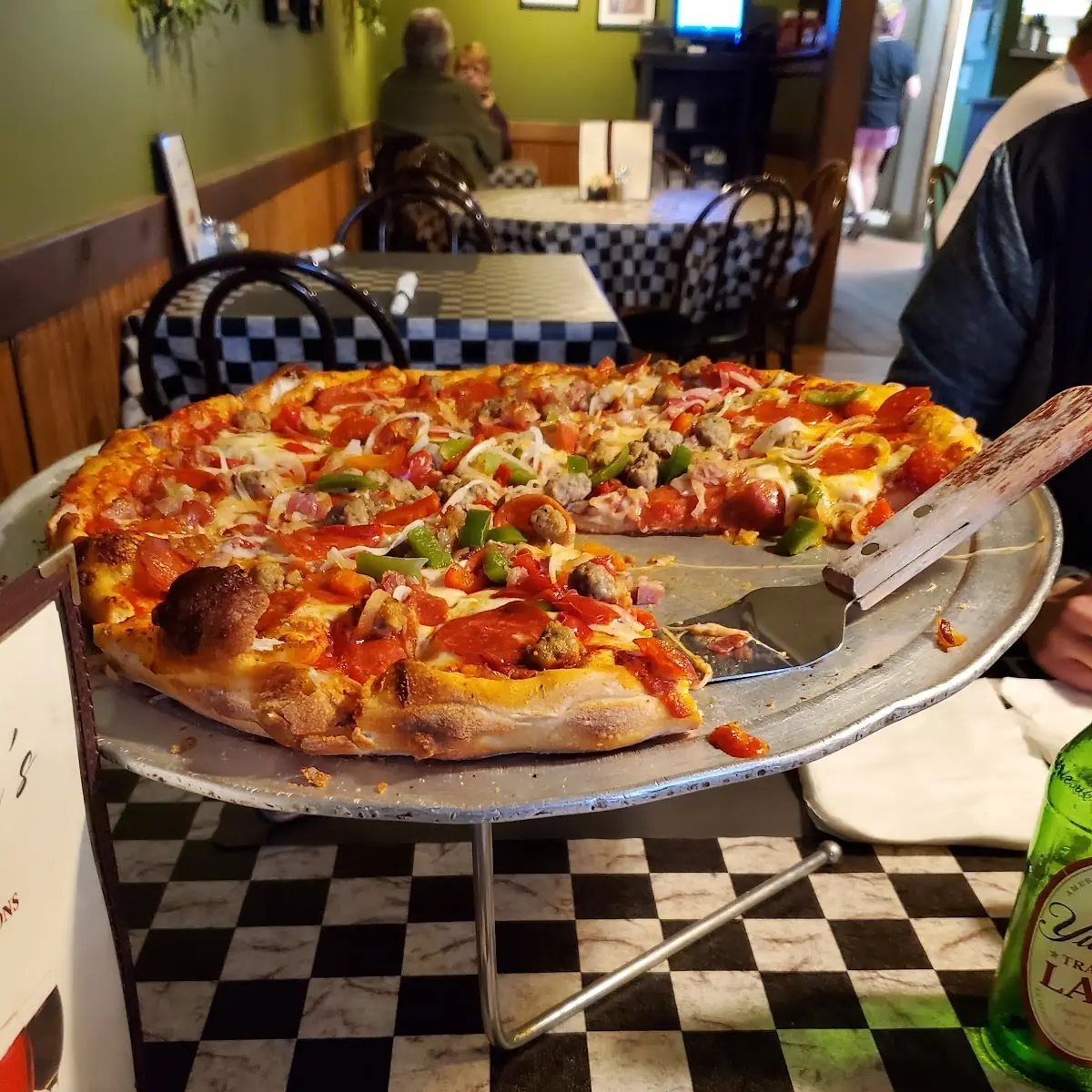 Large Pizza