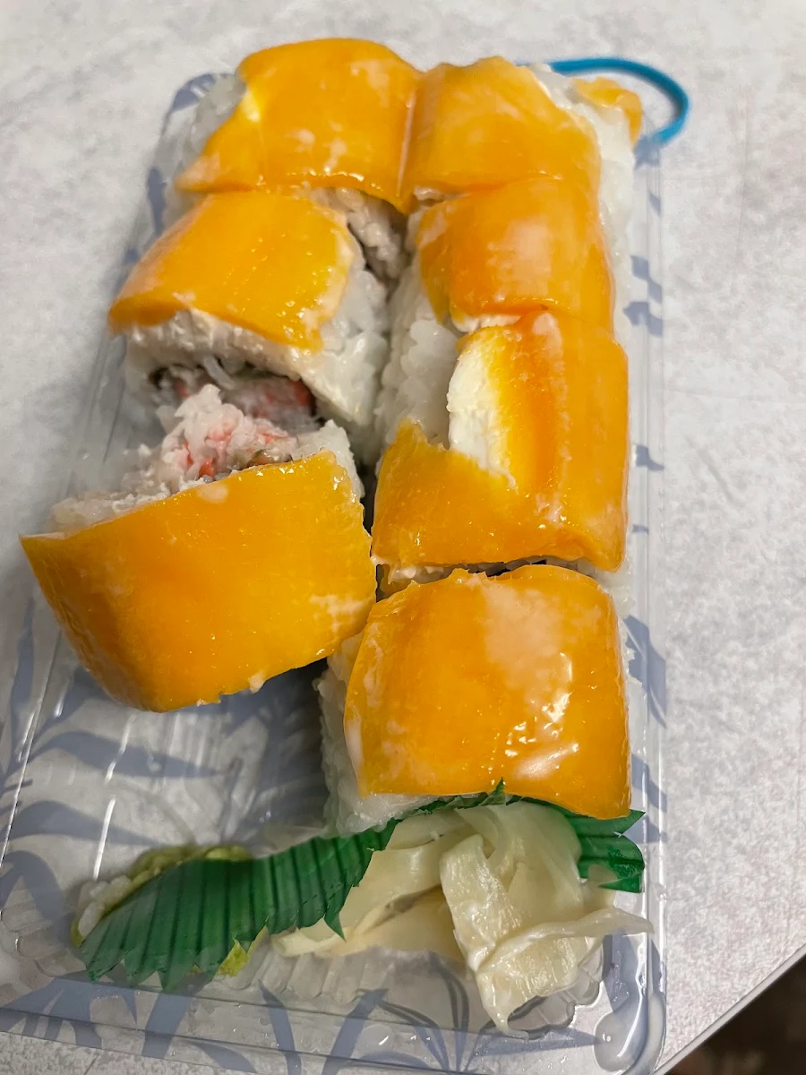 Mango Roll, Black Fin Sushi