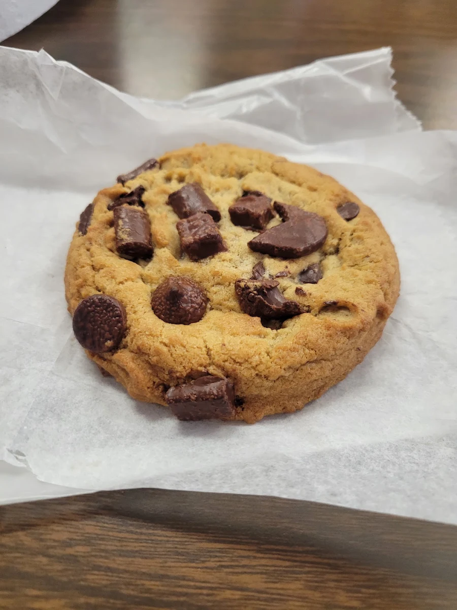 Chocolate Chip Cookie