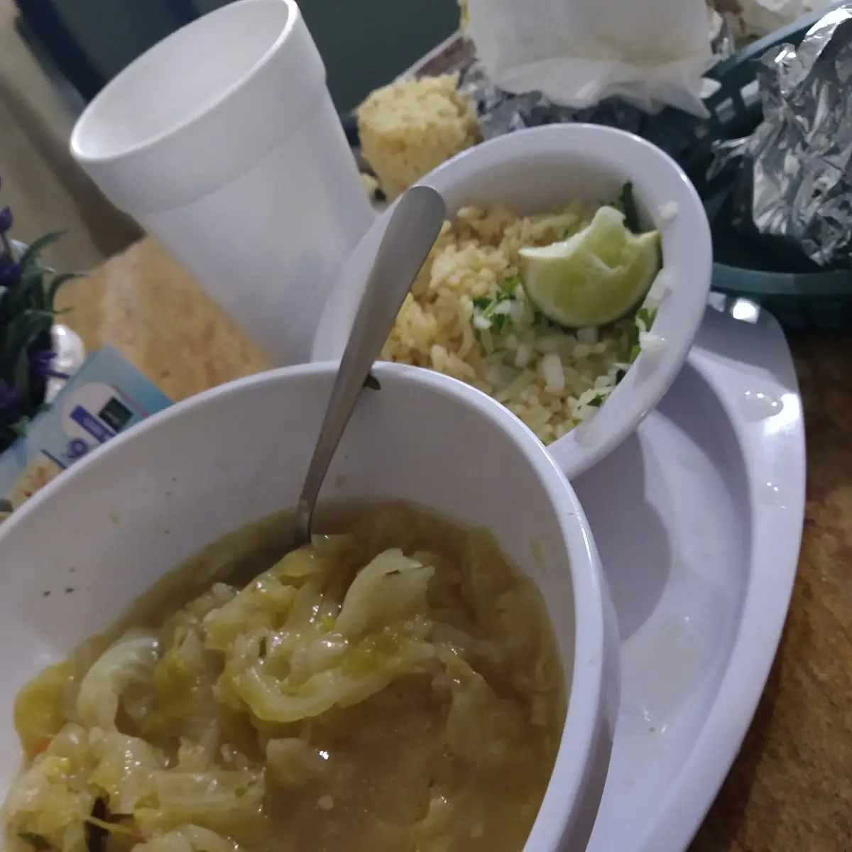 Sopa De Res O Repollo En Caldo