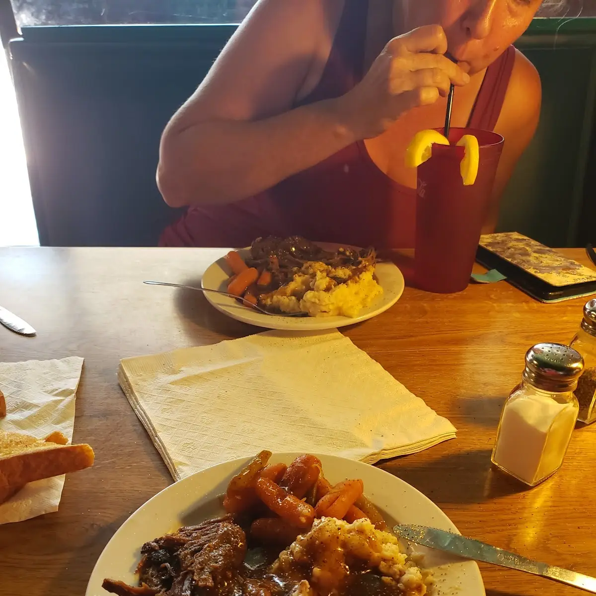 Deep South Fried Chicken & Gravy Lunch