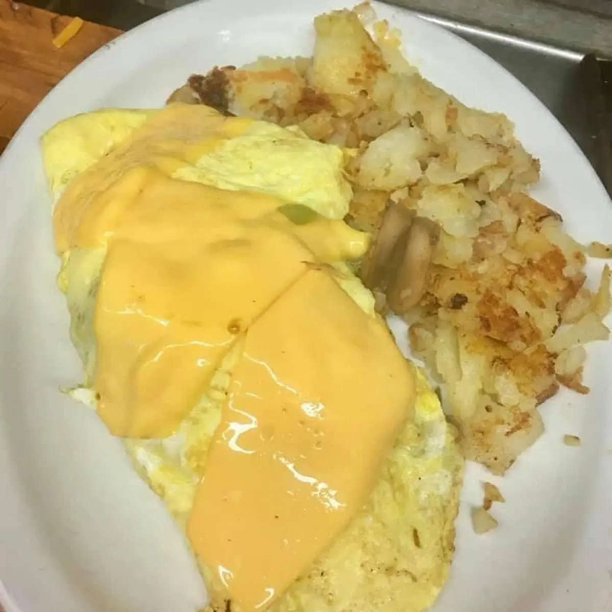Cheese Omelet with American Cheese