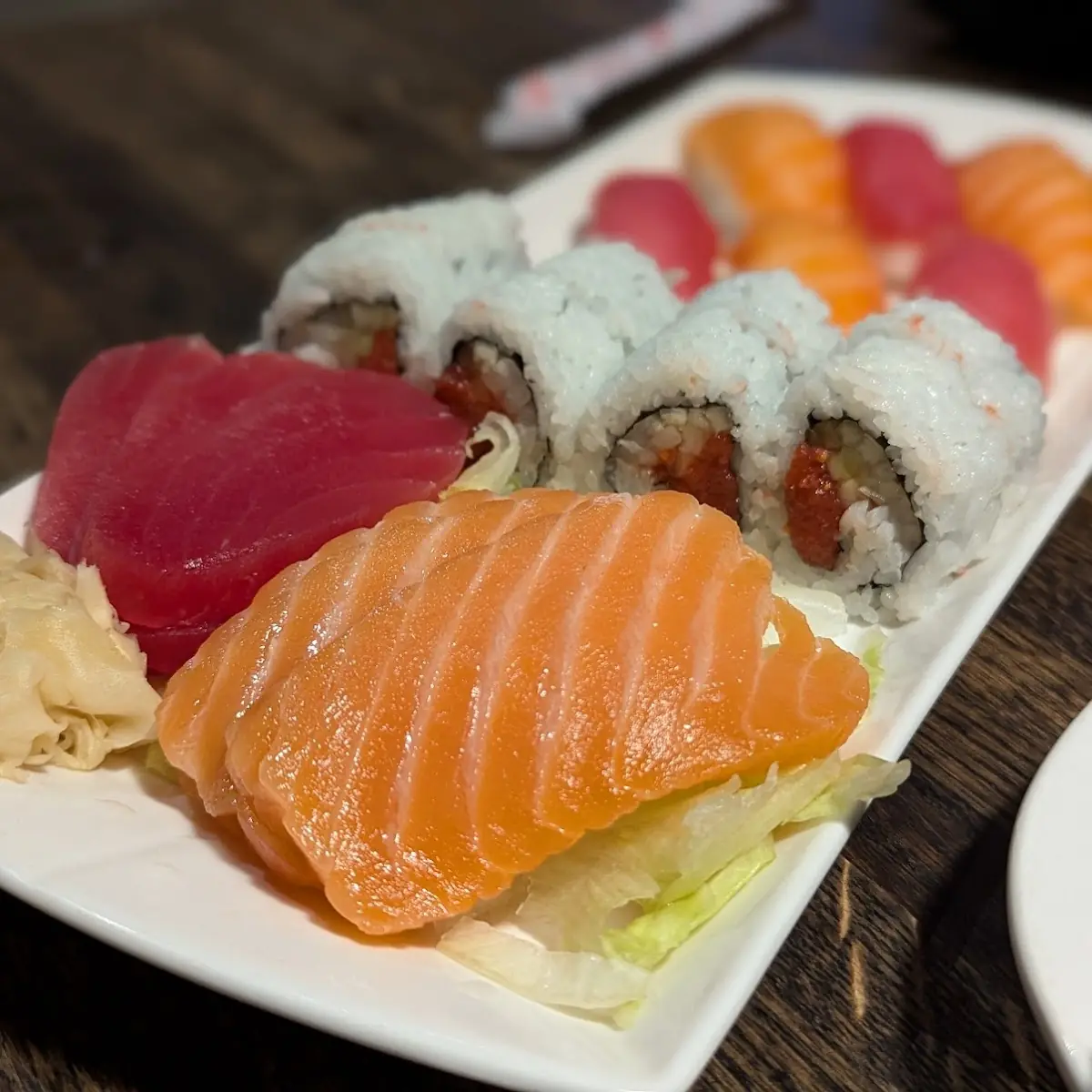 Sushi & Sashimi Combo