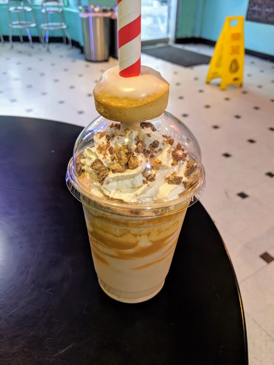 Peanut Butter Cup Shake