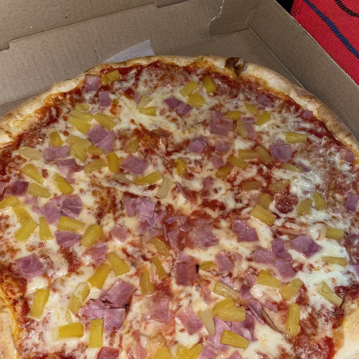 Hawaiian Pizza