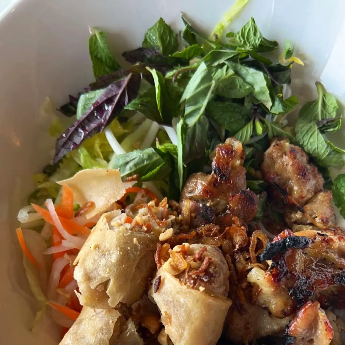 Bún Thịt Nướng Chả Giò