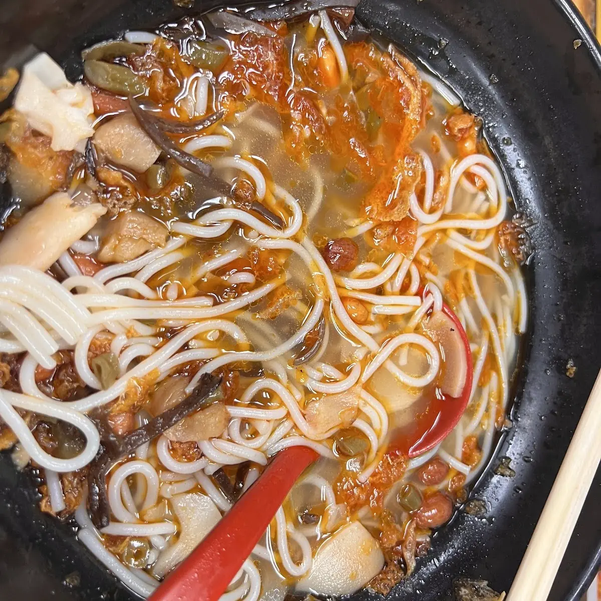 Snail Rice Noodle with Sour Plum Soup