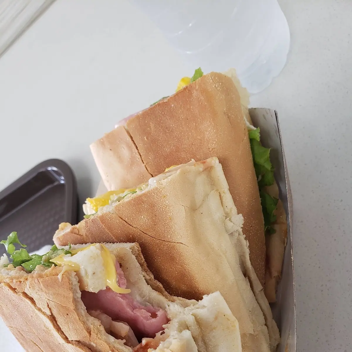 Sandwich de Jamón Queso Huevo Con Todo