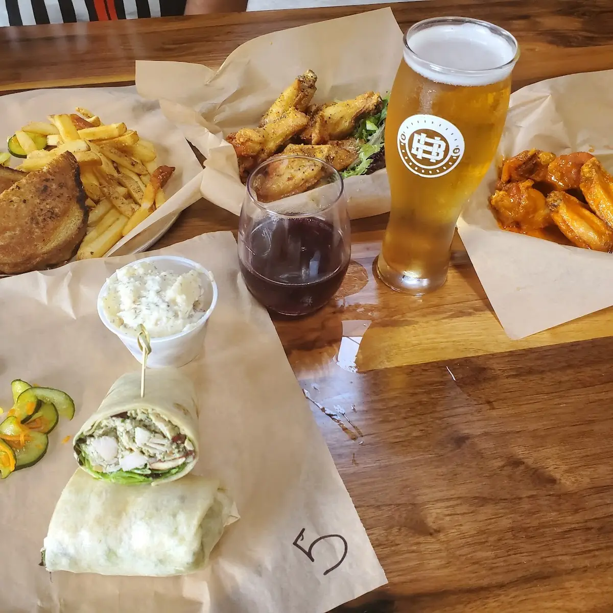 Turkey Wrap Patty Melt Lemmon Pepper & Hot Wings