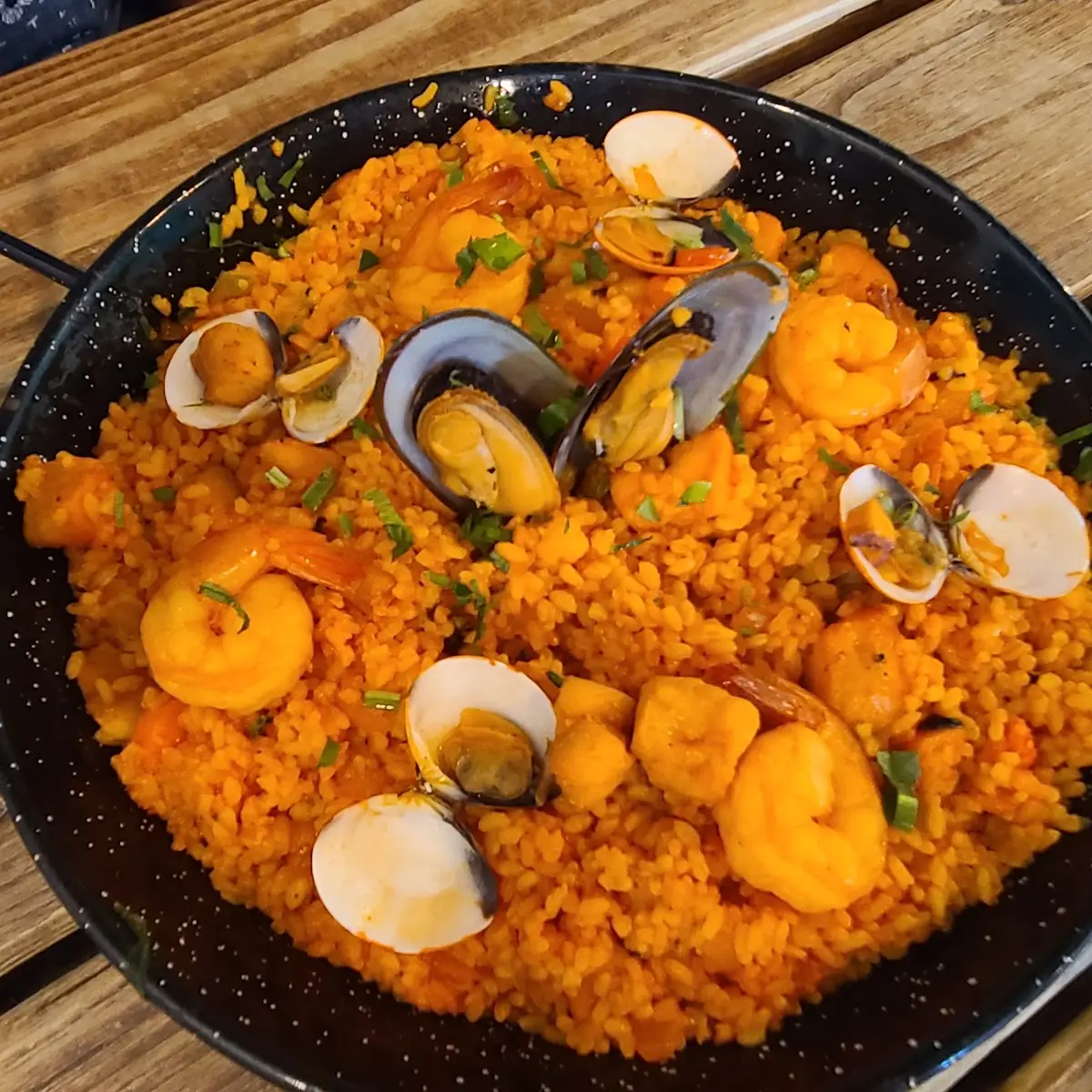 Paella De Mariscos